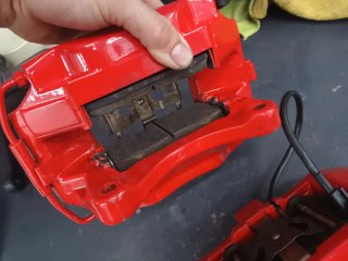 Pinzas de freno Brembo 4 pistones