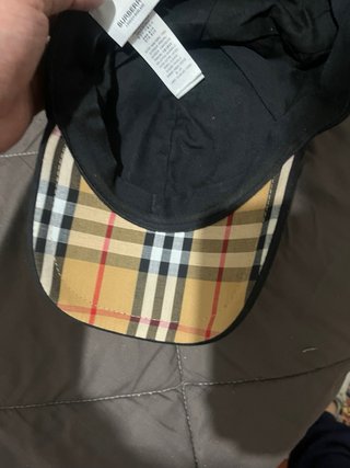 Gorra Burberry Negra