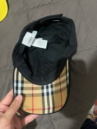 Gorra Burberry Negra