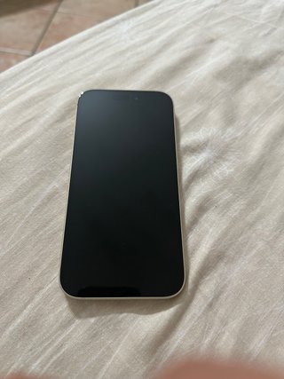 iPhone 15 128GB