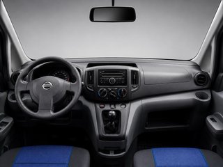 Nissan NV200 2010