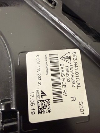 Faro delantero derecho original Porsche.