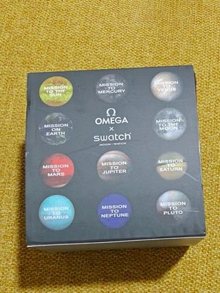 Omega x Swatch MoonSwatch - Beige/Marrón
