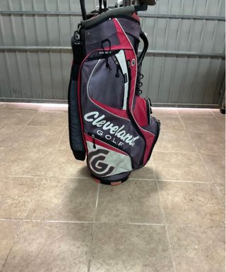 Set de Palos de Golf TAYLORMADE y CALLAWAY