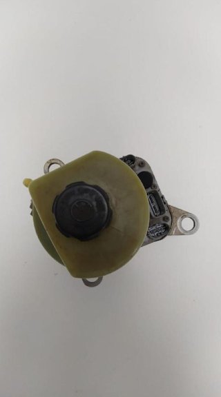 267978 bomba servodirección 4m513k514ad ford focus