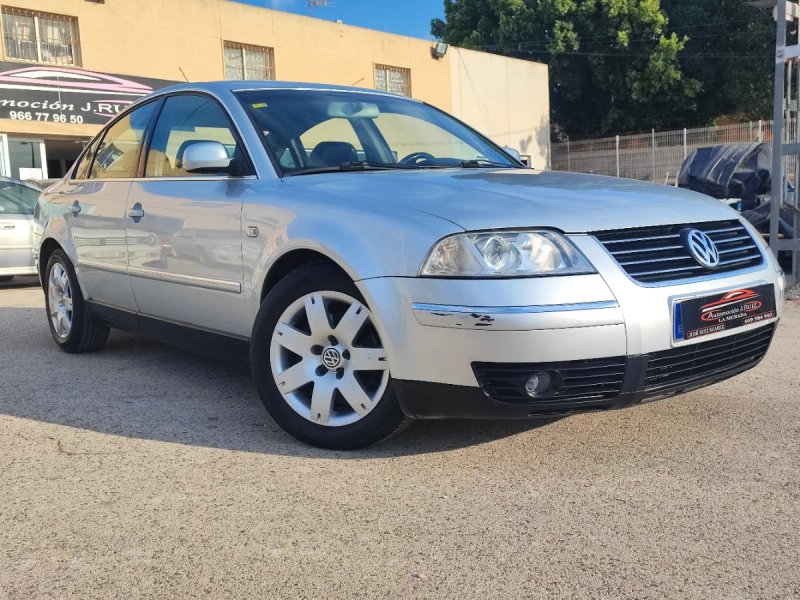 Volkswagen Passat 2002 6 velocidades - foto 1