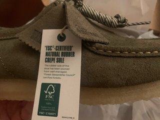 Zapatos Clarks Wallabee Smoke grey suede