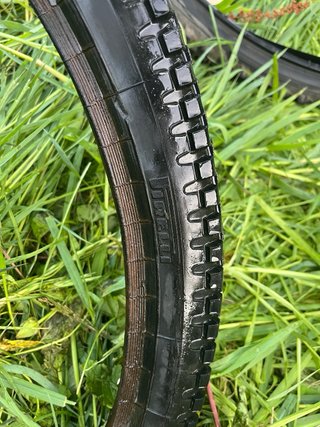 Neumático moto pireli 2.1/4 -19