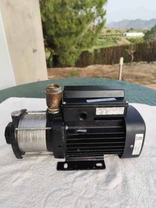 Bomba de agua Grundfos