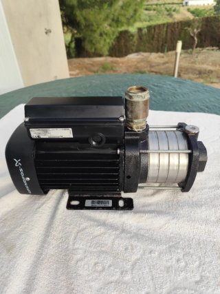 Bomba de agua Grundfos