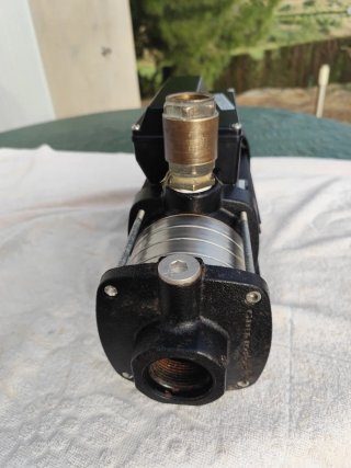Bomba de agua Grundfos