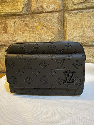 Bolso Louis Vuitton Monogram Negro