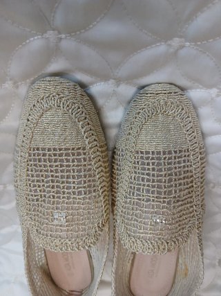 Mocasines dorados Alta Moda Talla 40
