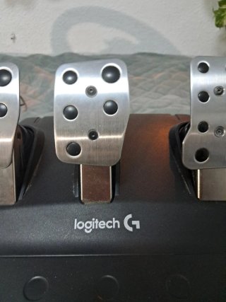 Volante Logitech G29 con Pedales y Palanca