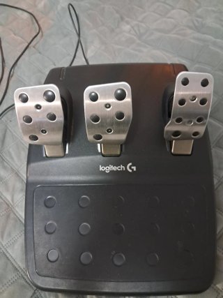 Volante Logitech G29 con Pedales y Palanca