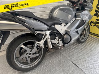 Honda VFR 800 FI ABS - 2009 - 68.692km