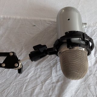 Micrófono Blue Yeti Plata