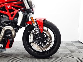 DUCATI MONSTER 1200 2017 14836 kms.