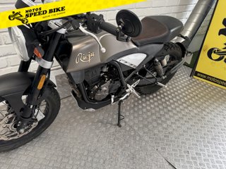 RIEJU CENTURY 125 - 2024 - 7.600km