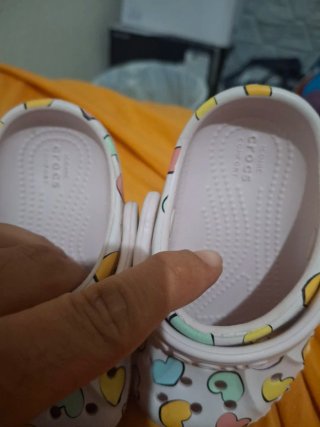 Crocs Multicolor Corazones