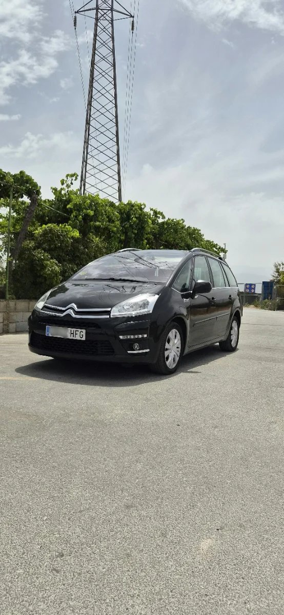Citroen C4 Picasso 2011 - foto 1