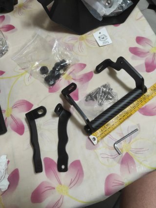 Soporte GPS 16cm Carbono Voge Honda BMW
