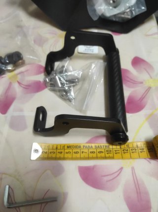 Soporte GPS 16cm Carbono Voge Honda BMW