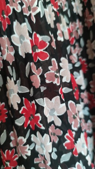 Blusón Oversize floral Sfera Talla M/38