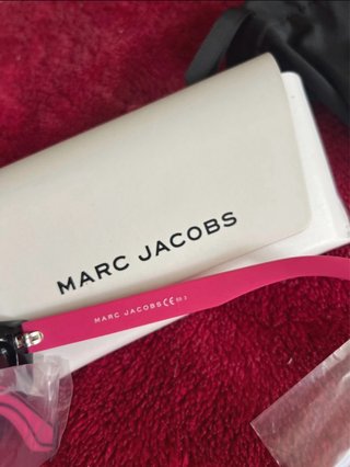 Gafas de sol Marc Jacobs negras y rosas