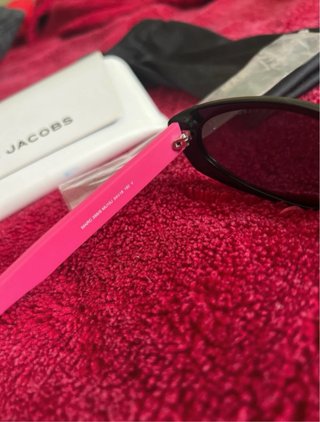 Gafas de sol Marc Jacobs negras y rosas