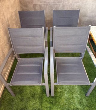 Tavolo da giardino e 4 sedie