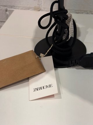 Lámpara de mesa Zara Home
