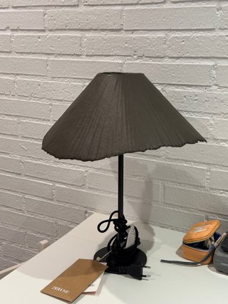Lámpara de mesa Zara Home