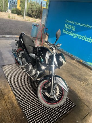 Suzuki Inazuma 250cc Naked Negra