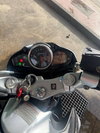 Suzuki Inazuma 250cc Naked Negra