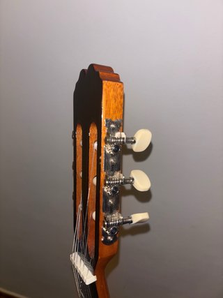 Guitarra Clásica Admira con su funda