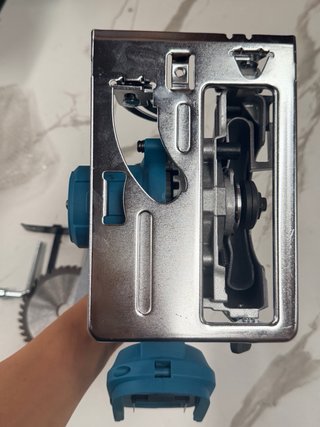 Sierra Circular Inalámbrica 18V 3000mAh