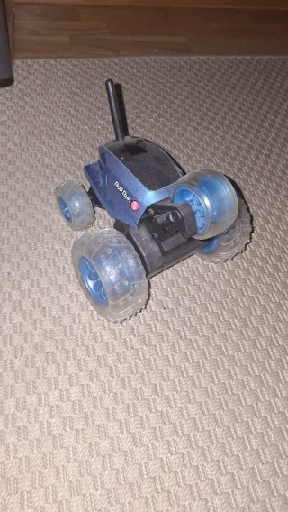 Coche teledirigido con mando