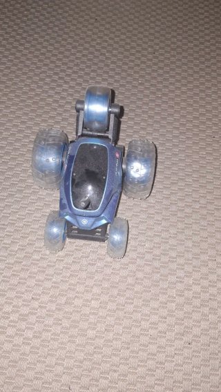 Coche teledirigido con mando
