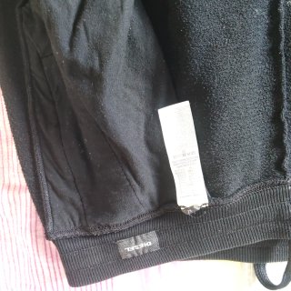 Pantalones cortos negros con cremallera