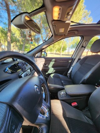 Renault Grand Scenic 2015