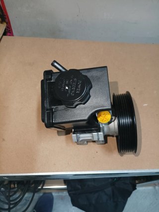 Bomba dirección SsangYong Rodius 2007-2013