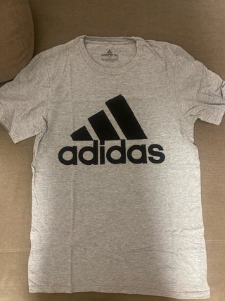 Pack 3 Camisetas Deportivas originales.