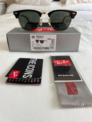 Gafas Clubmaster Ray-Ban Negras y Doradas