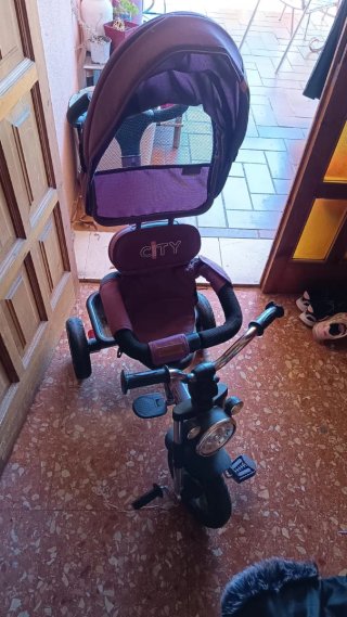 Triciclo infantil CITY