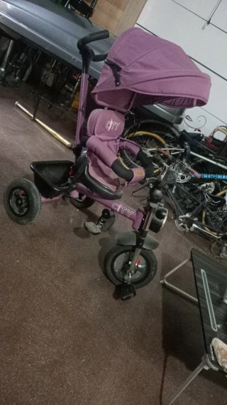 Triciclo infantil CITY