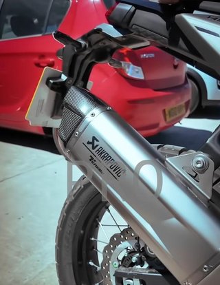 Sistema escape Akrapovic YAMAHA TENERE 700