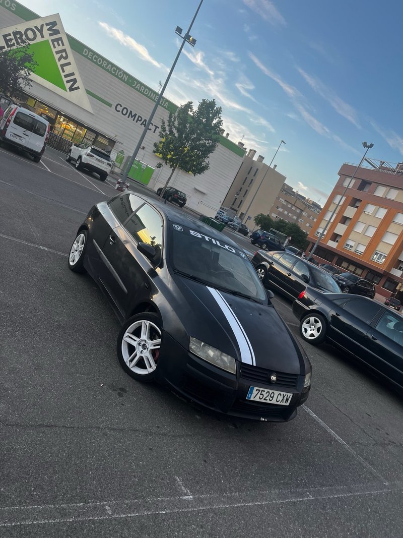 FIAT Stilo 2004 - foto 1
