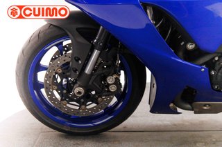 YAMAHA YZF R1