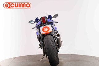 YAMAHA YZF R1
